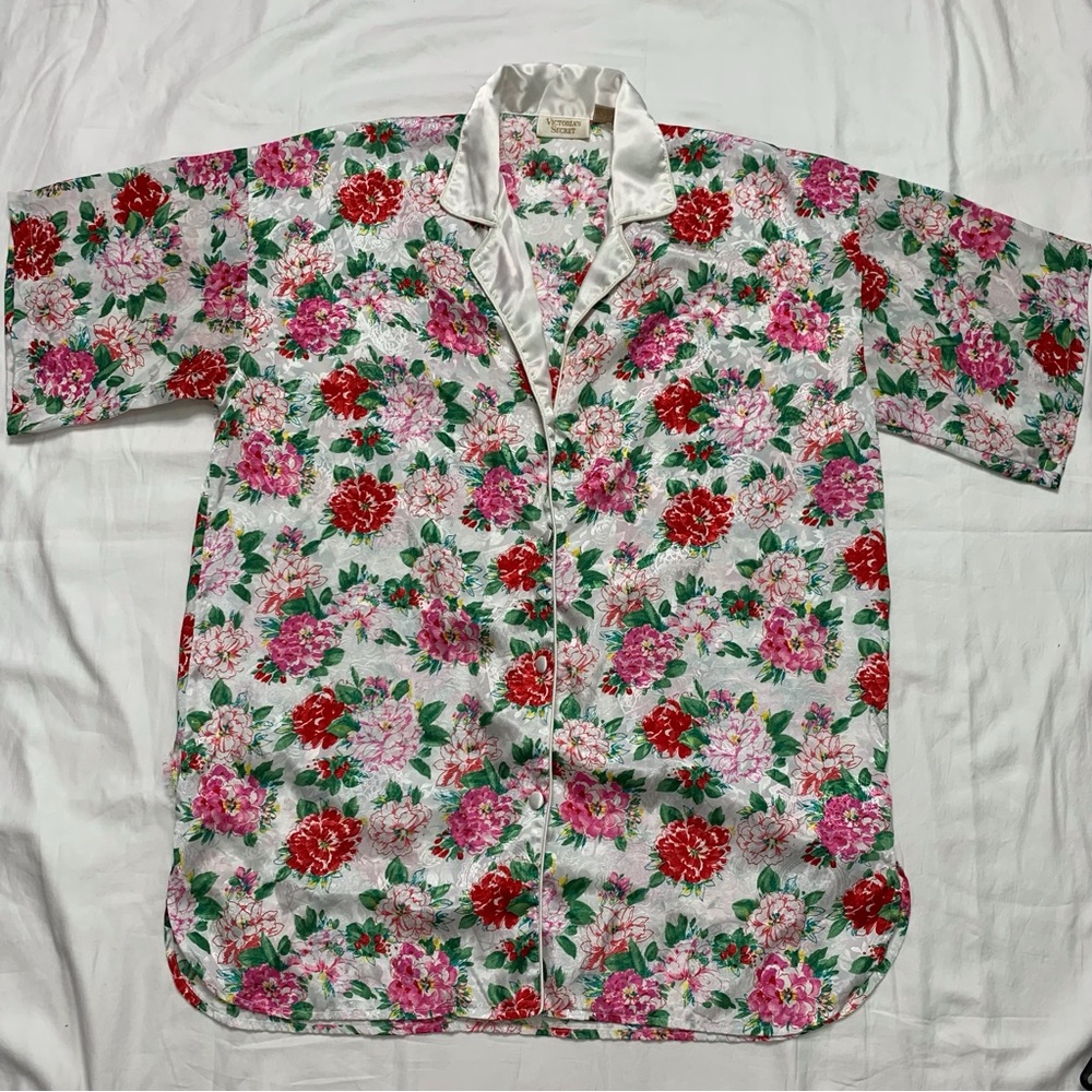 Vintage Gold Tag Victoria’s Secret White Floral  Button Up Dress Shirt